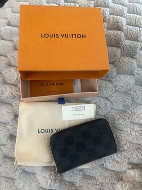 Louis Vuitton Damier Graphite Zippy Coin Purse - Black